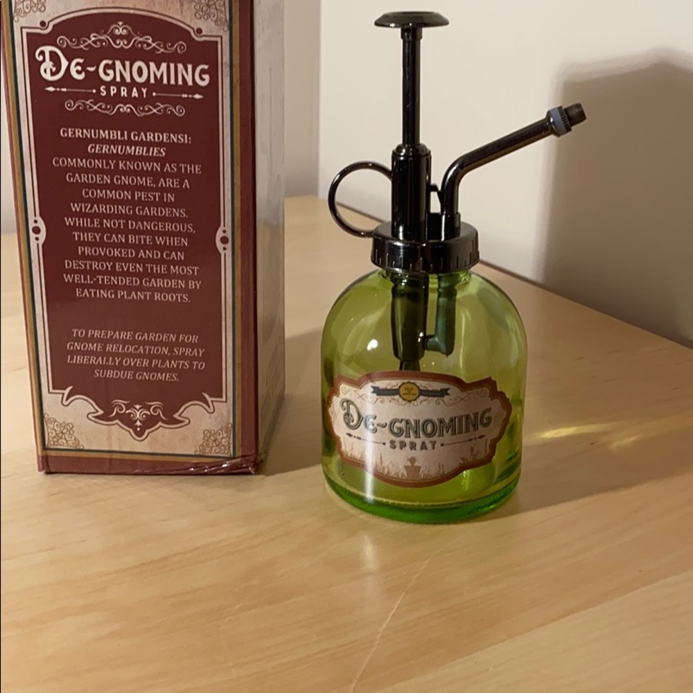 LitJoy The Burrow Box- De-gnoming Spray
